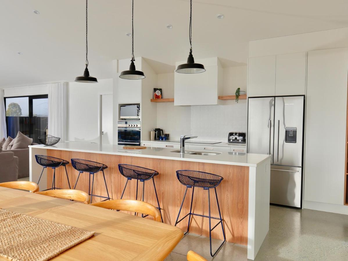 Lake House - Te Anau Holiday Home Екстериор снимка