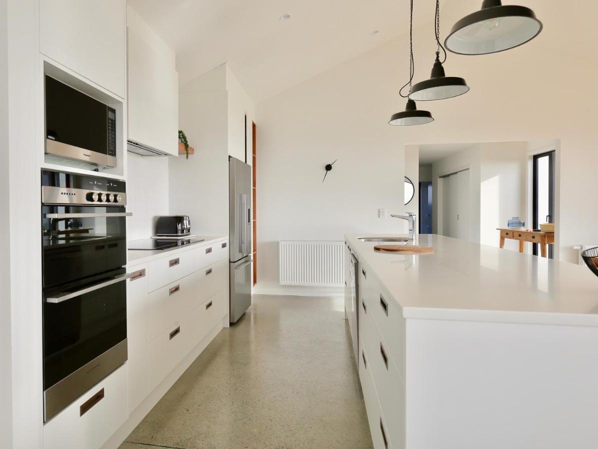 Lake House - Te Anau Holiday Home Екстериор снимка