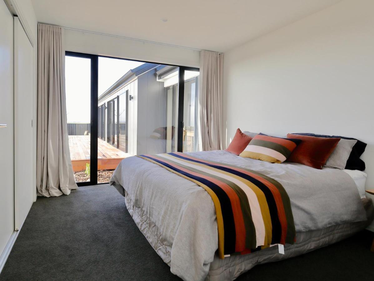 Lake House - Te Anau Holiday Home Екстериор снимка
