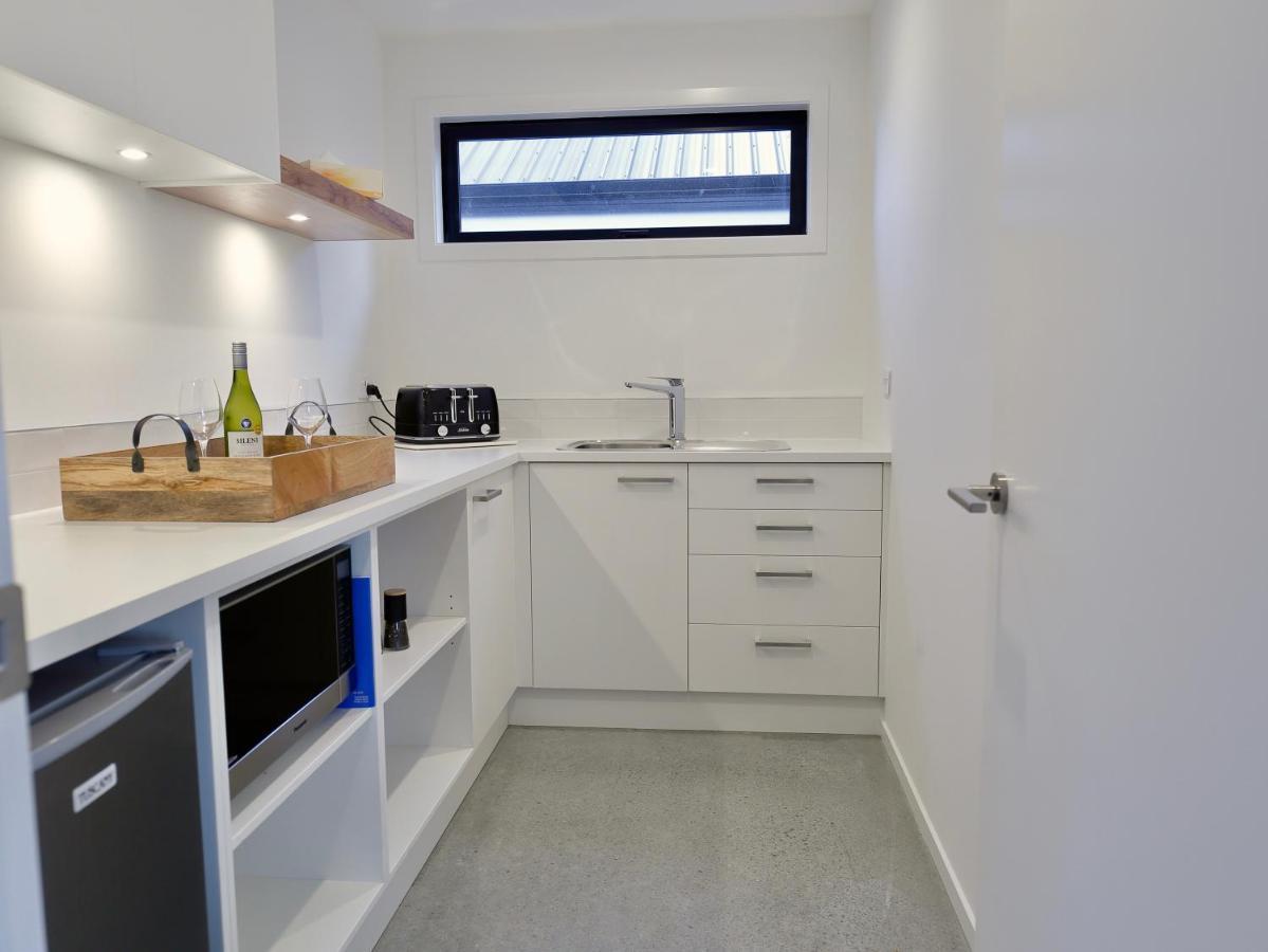 Lake House - Te Anau Holiday Home Екстериор снимка
