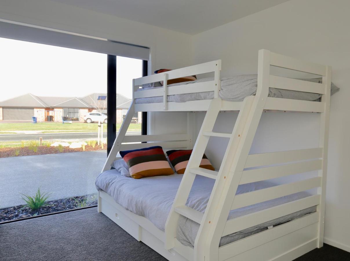 Lake House - Te Anau Holiday Home Екстериор снимка