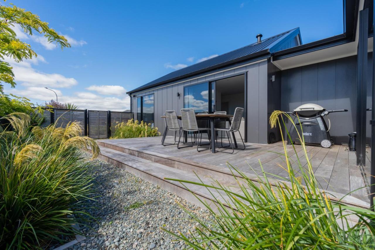 Lake House - Te Anau Holiday Home Екстериор снимка